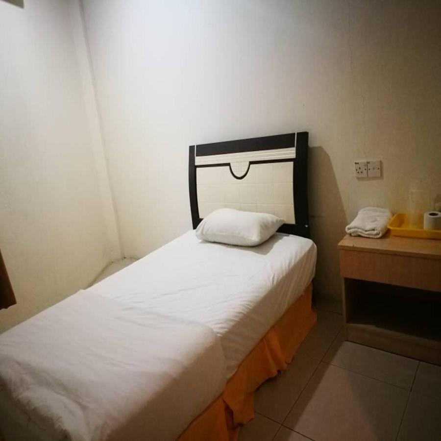 Fresh Hotel Bercham Ipoh Esterno foto